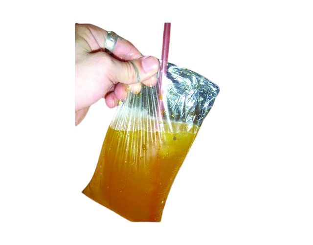 LIQUID PACKAGING POUCH